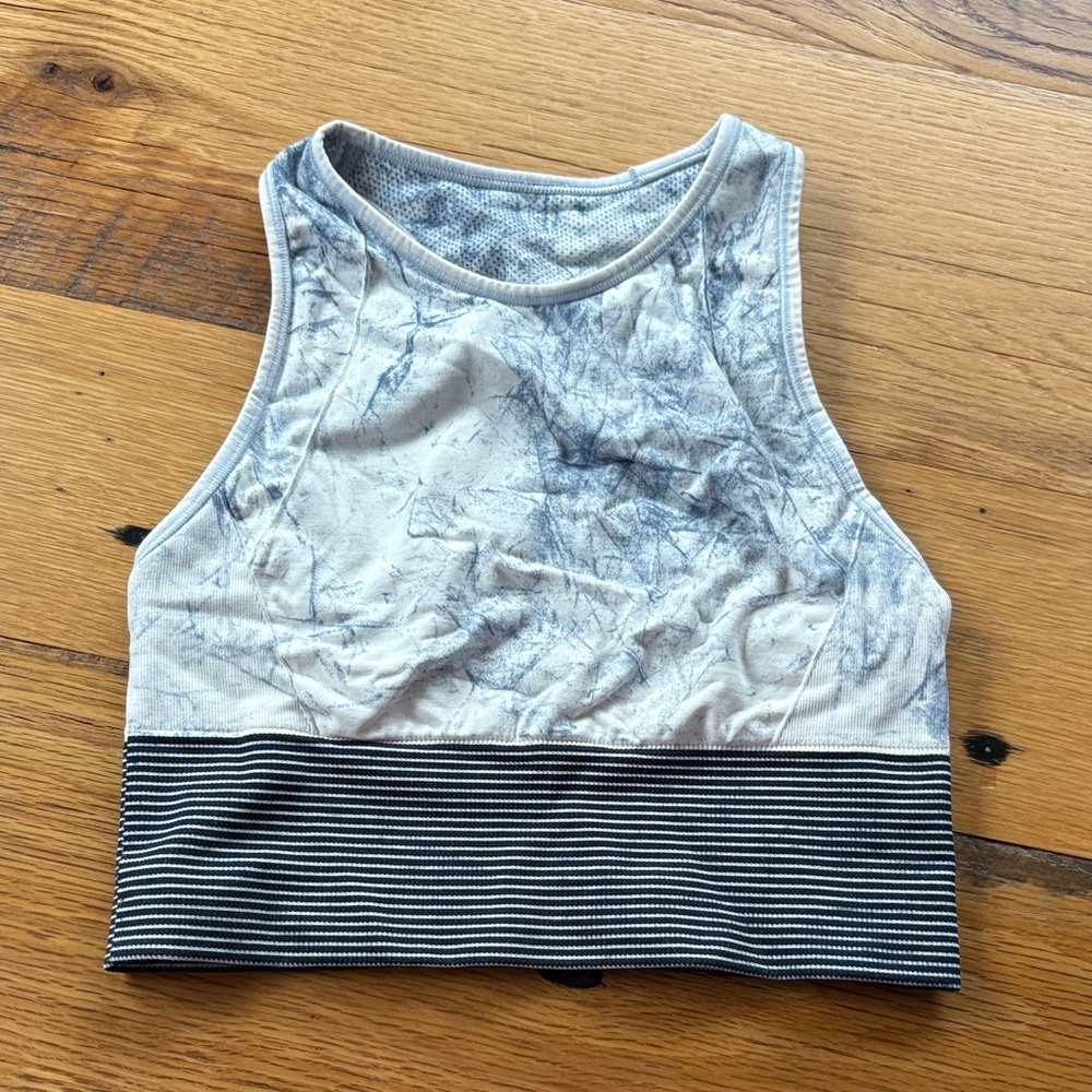 lululemon athletica Gray and Blue Tie-dye Sports Bra - Size 4